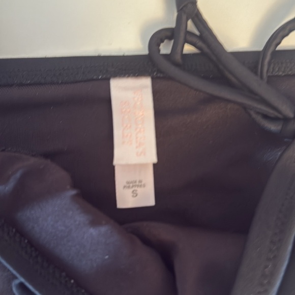 Victorias Secret Bikini Bottom - Picture 2 of 3